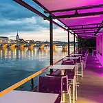 Mercure Bords De Loire 4*