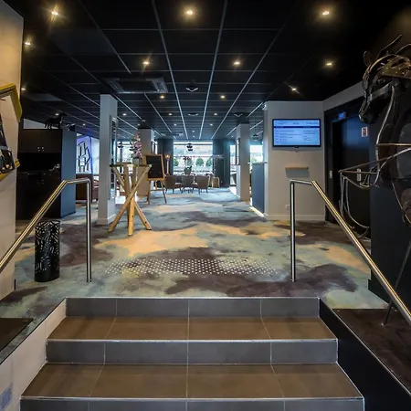 Hotel Mercure Bords De Loire