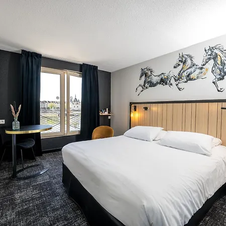 Mercure Bords De Loire 4*