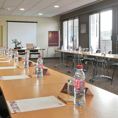 Mercure Bords De Loire