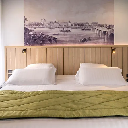 Mercure Bords De Loire Hotel 4*