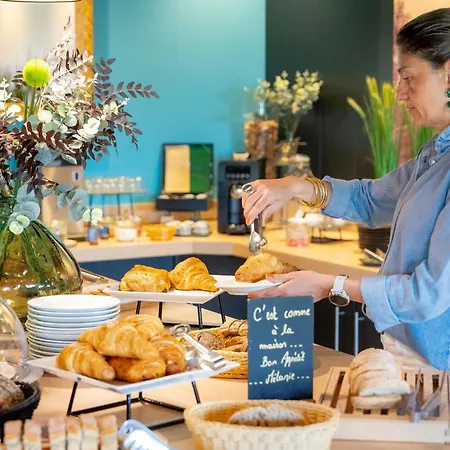 Mercure Bords De Loire Hotel 4*