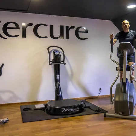 Mercure Bords De Loire 호텔 쏘뮤흐