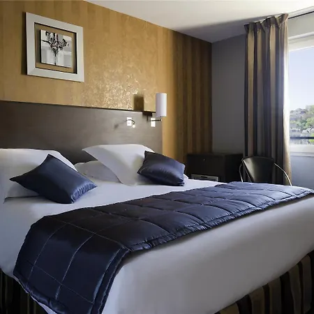 Mercure Bords De Loire Hotel 4*