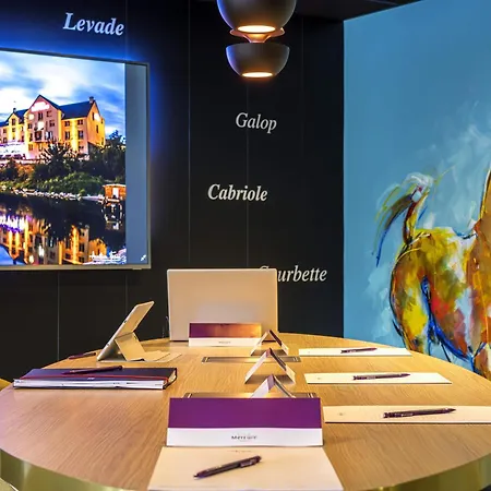 Mercure Bords De Loire