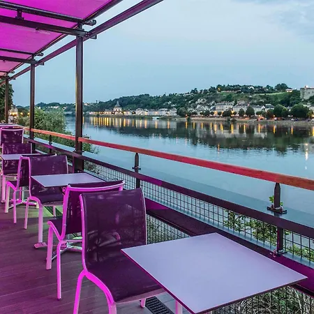 Szálloda Mercure Bords De Loire
