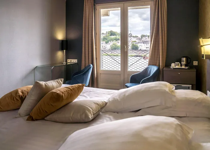 Szálloda Mercure Bords De Loire