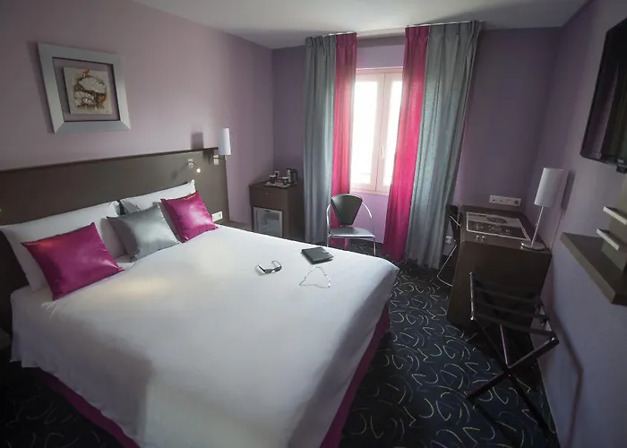 Mercure Bords De Loire