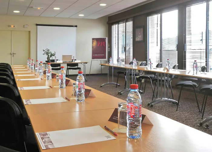 Mercure Bords De Loire