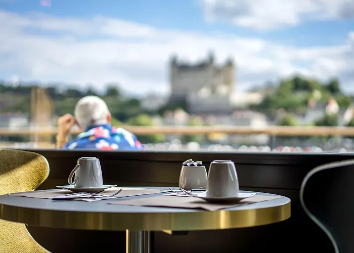 Mercure Bords De Loire 호텔 4*