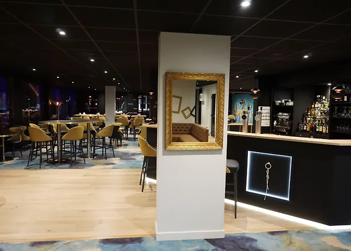 Mercure Bords De Loire 4*