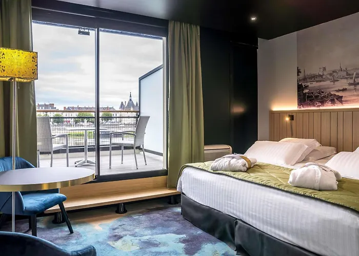 호텔 Mercure Bords De Loire 4*