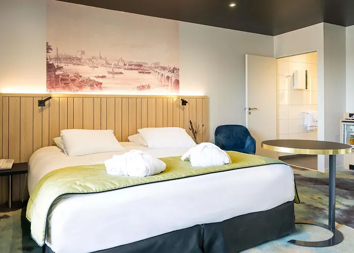 Mercure Bords De Loire 4*