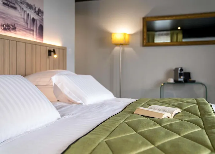 Mercure Bords De Loire