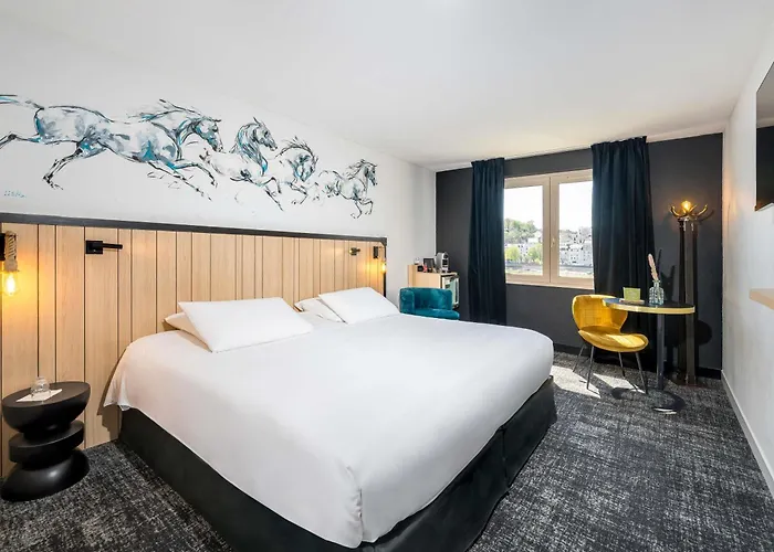 Mercure Bords De Loire