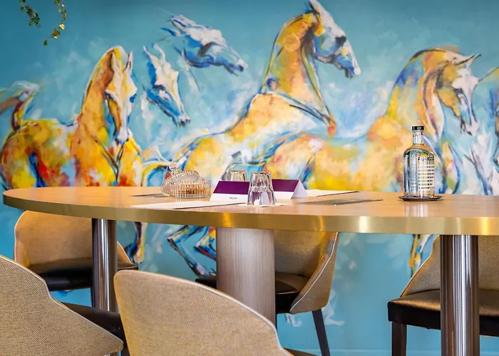 Mercure Bords De Loire