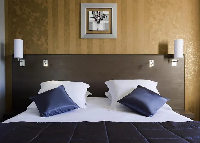 Mercure Bords De Loire