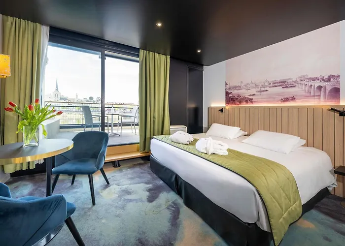 Hotel Mercure Bords De Loire